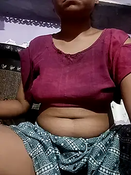 Sexy Diyaa online show from October 2025 07:45:01 PM