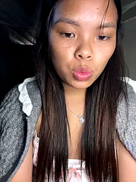 hello-cute online show from December 2025 06:10:01 AM