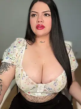 dulcemarianh  online show from April 2026 03:23:01 AM