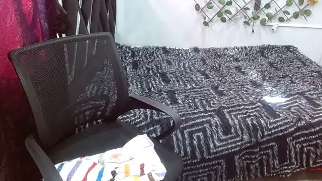 Melani ebony online show from March 2026 01:37:01 PM