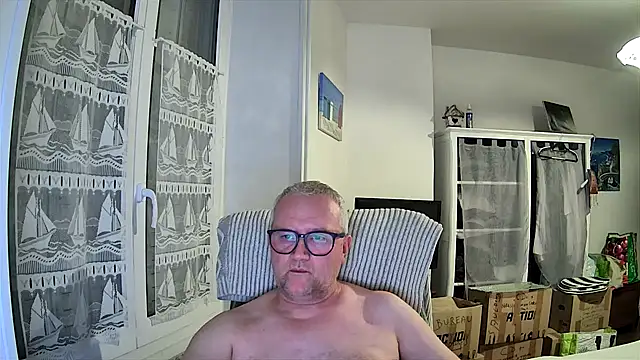 macdut67 online show from May 2026 11:22:02 PM