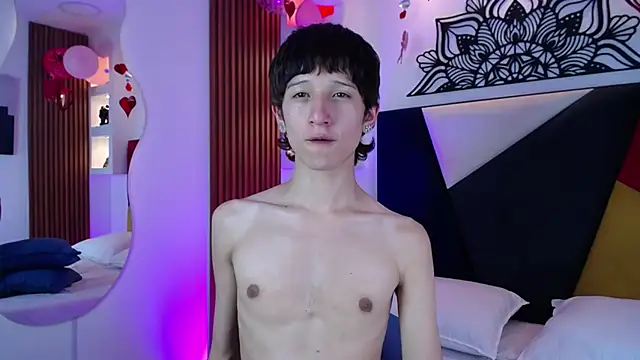 Emo Boy  online show from February 2026 08:21:01 AM