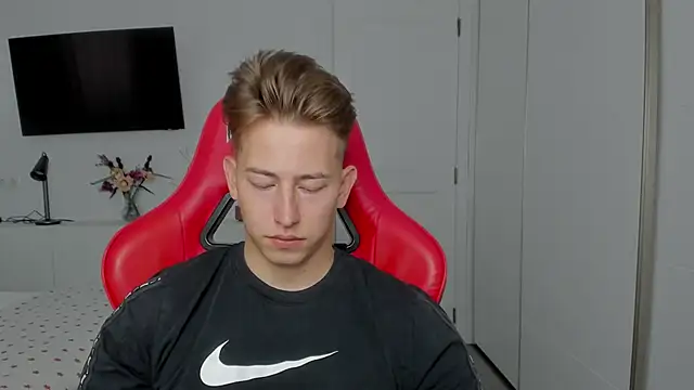 find0m master online show from October 2025 02:16:01 PM