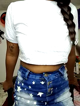 Snapshot of vannesitha25 chatting on November 2025 02:35:01 PM vannesitha25 online show from November 2025 02:35:01 PM