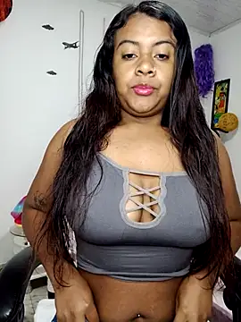 Snapshot of vannesitha25 chatting on December 2025 02:48:01 PM vannesitha25 online show from December 2025 02:48:01 PM