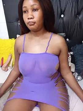 pearlxx20 online show from July 2026 07:02:02 PM