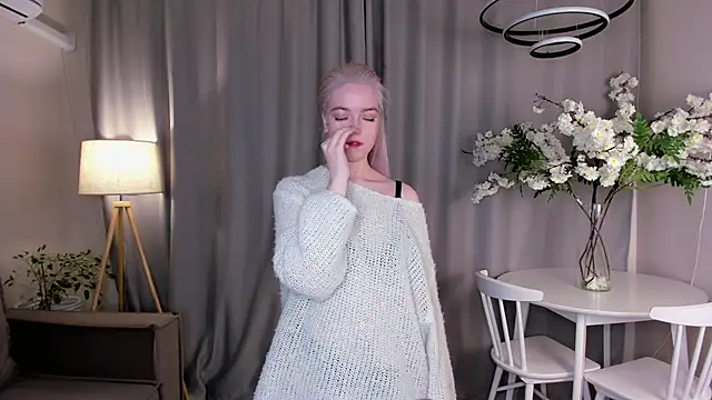 TinaStevenson online show from October 2025 09:37:02 PM