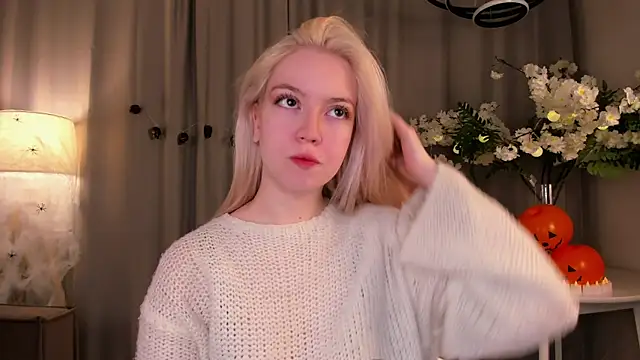 TinaStevenson online show from October 2025 10:22:02 PM