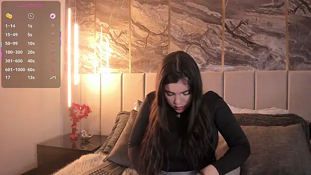 Isabella LaRue online show from October 2025 04:05:01 PM