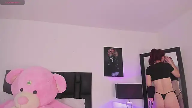 SaradaParker online show from March 2026 02:44:02 PM