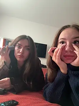 MayaGlow online show from October 2025 05:21:02 AM