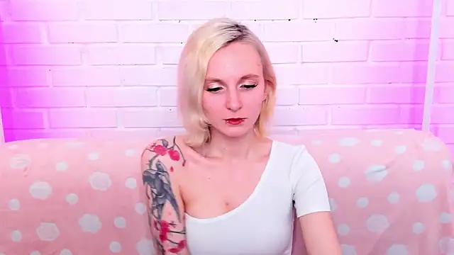 LikiLips online show from February 2026 08:36:01 AM