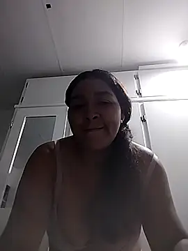 EliehtIsabellx online show from October 2025 03:00:01 PM