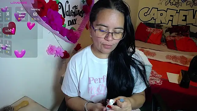 Miss  kendra  online show from February 2026 02:29:02 AM