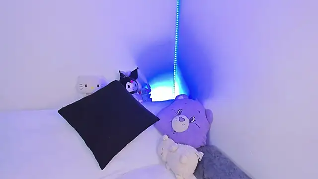 LucieAngels online show from April 2026 10:48:01 AM