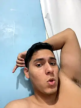 Argeni2212 online show from October 2025 11:02:01 PM