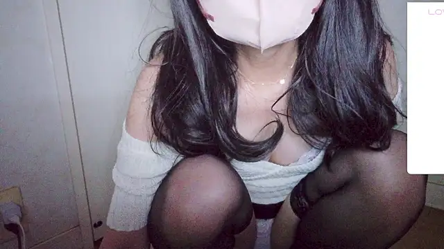 Snapshot of mai_cha00 chatting on October 2025 09:02:01 AM mai cha00 online show from October 2025 09:02:01 AM