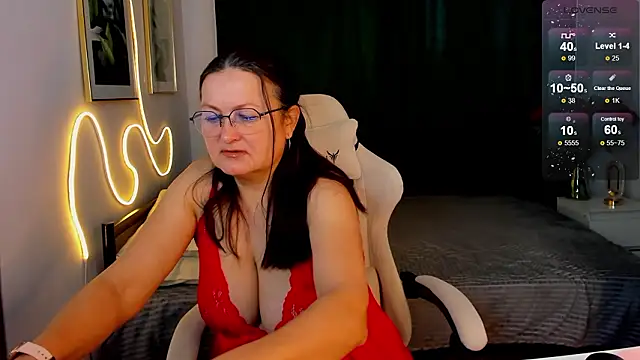 hottyannaa online show from March 2026 02:36:02 AM