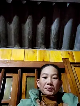 gio-thu online show from December 2025 11:59:01 AM