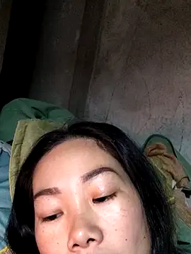 gio-thu online show from February 2026 05:23:01 AM