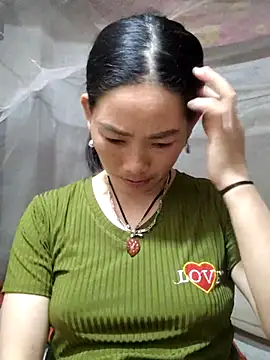 gio-thu online show from April 2026 02:16:02 PM