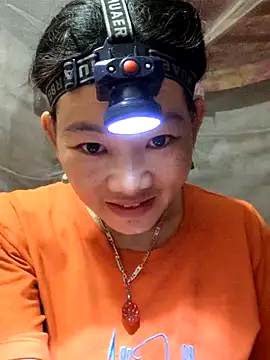 gio-thu online show from June 2026 03:09:02 AM