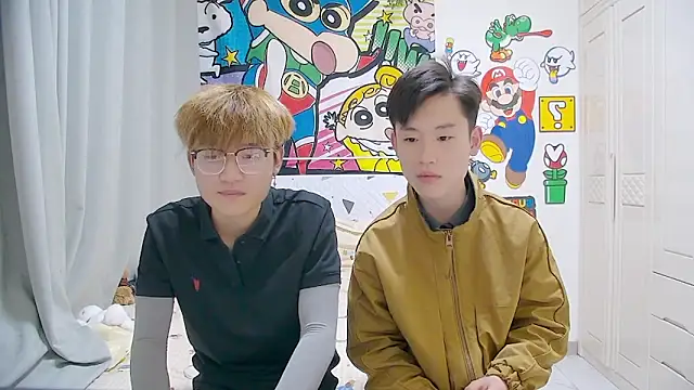 KK-cuteboy online show from April 2026 12:52:02 PM