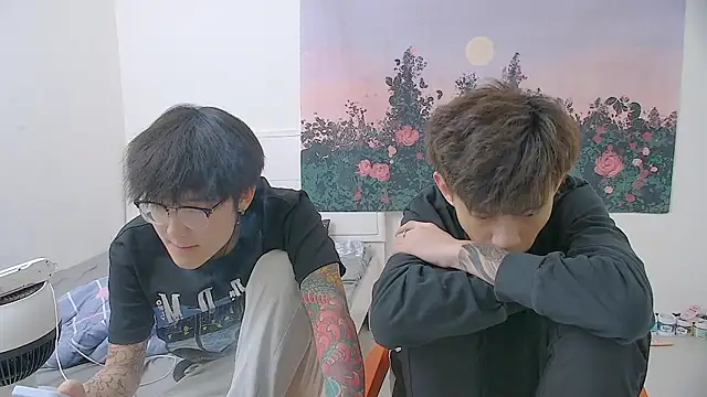 KK-cuteboy online show from June 2026 12:51:01 PM