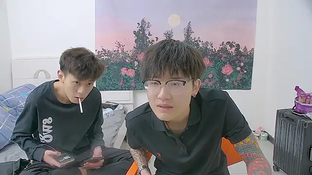 KK-cuteboy online show from June 2026 04:01:01 PM