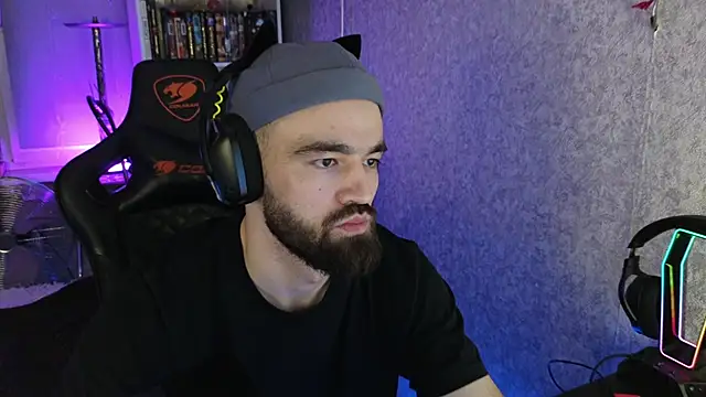 Nik Namee online show from October 2025 03:05:01 AM