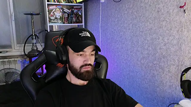 Nik Namee online show from October 2025 10:47:01 PM