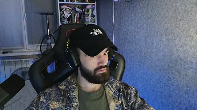 Nik Namee online show from December 2025 04:40:02 AM