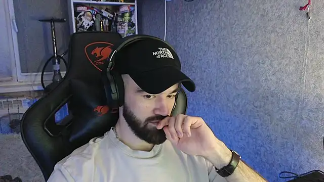 Nik Namee online show from December 2025 08:48:01 PM