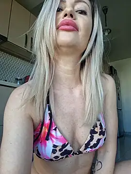 BritanyVegas online show from November 2025 12:05:02 PM