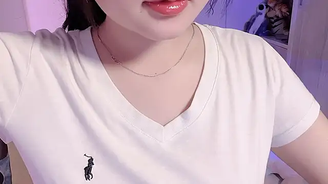 Snapshot of BeChinh_Lee chatting on June 2026 05:45:02 AM BeChinh Lee online show from June 2026 05:45:02 AM
