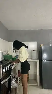 thepicis online show from November 2025 11:32:02 PM