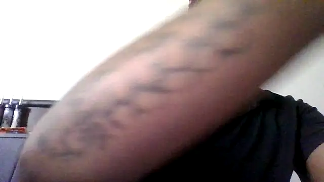 dezzidavill online show from April 2026 02:43:01 PM