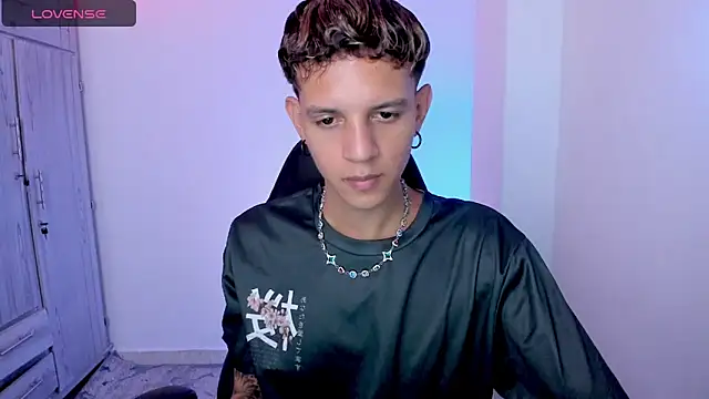 tylernova online show from April 2026 03:24:02 AM