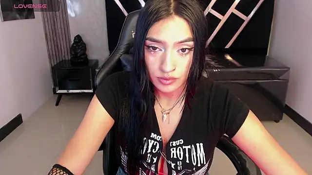 Snapshot of aphrodyte_ch chatting on October 2025 10:43:02 PM aphrodyte ch online show from October 2025 10:43:02 PM