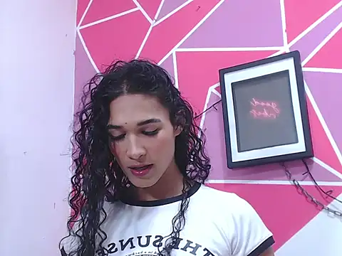 Snapshot of Tifany_Adams chatting on October 2025 08:09:02 PM Tifany Adams online show from October 2025 08:09:02 PM