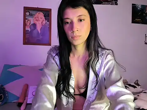 Snapshot of Adeline444 chatting on October 2025 12:02:01 AM Adeline444 online show from October 2025 12:02:01 AM