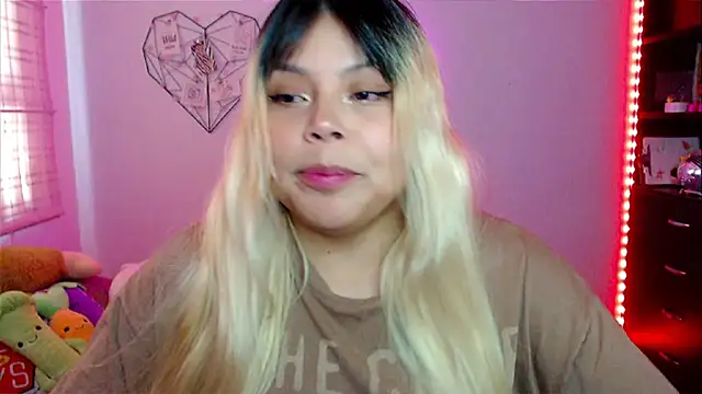 EllieMoonX online show from November 2025 09:04:01 PM