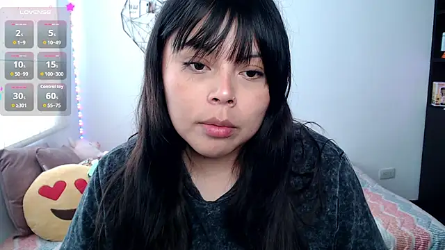 Snapshot of EllieMoonX chatting on June 2026 07:24:02 PM EllieMoonX online show from June 2026 07:24:02 PM