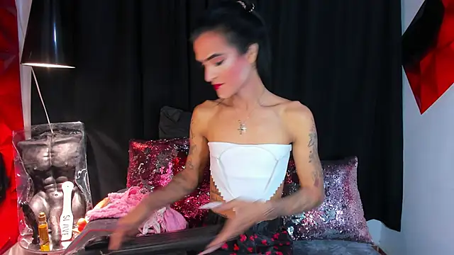 ZAMMIRA online show from January 2026 05:31:01 AM