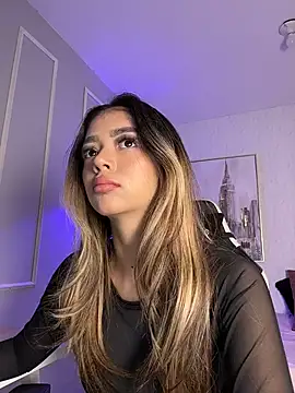 Snapshot of HoneyMollyX chatting on March 2026 01:07:02 PM HoneyMollyX online show from March 2026 01:07:02 PM