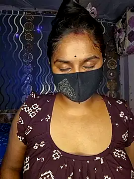 Sweet-Maddlina online show from April 2026 01:52:02 PM