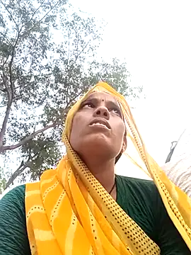 Cutsedi3 online show from October 2025 11:31:02 AM