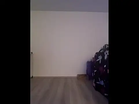 luziaaa92 online show from October 2025 10:05:01 AM