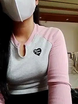 Snapshot of Lovely_xxx chatting on October 2025 03:40:01 AM Lovely xxx online show from October 2025 03:40:01 AM