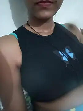 Snapshot of Sexy_baby_pooja chatting on October 2025 03:34:01 PM Sexy baby pooja online show from October 2025 03:34:01 PM